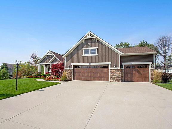 3rd image of 6079 McAllister Ct SE