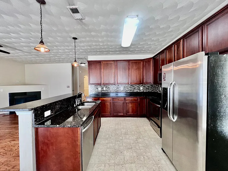 5152 Whitaker Pl — Photo 4