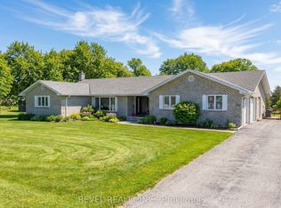 30 Castle Harbour Dr, Scugog, ON L9L1P5