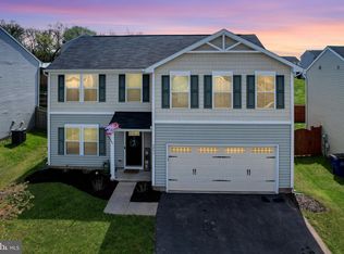 5031 Godwins Landing Dr, Remington, VA 22734