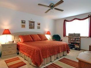 15732 Sawyer Ave, Markham, IL 60428