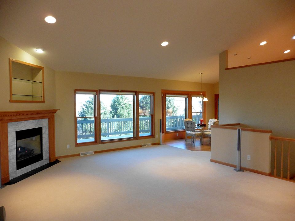 1st image of 9314 Eaglewood Dr
