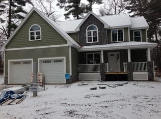 48 Forrest Rd, Westford, MA 01886