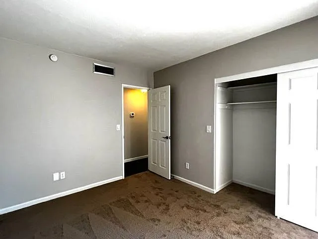 1410 W Cerrada Colima — Photo 25