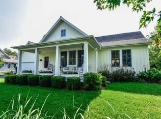 4654 Linden Trl N, Lake Elmo, MN 55042