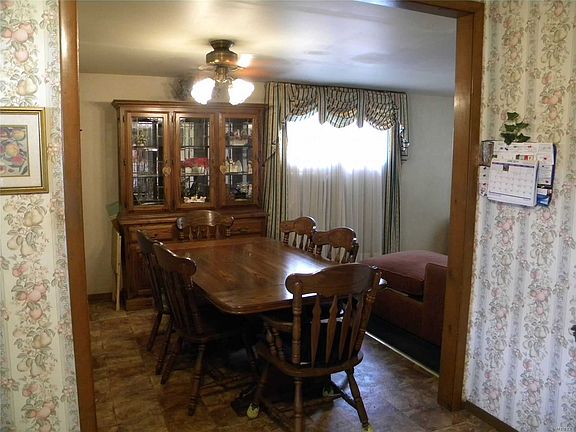 4th image of 12 Argyle Pl