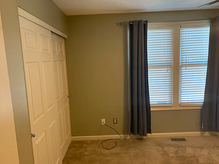 3584 N New Town Ave — Photo 5