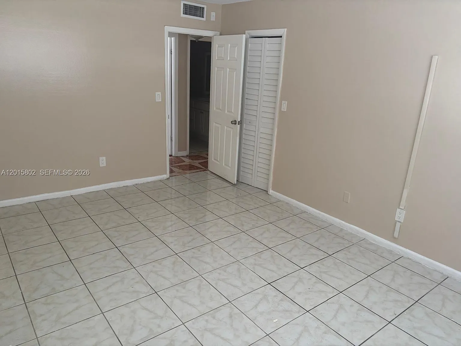 Ola Condo — Photo 3