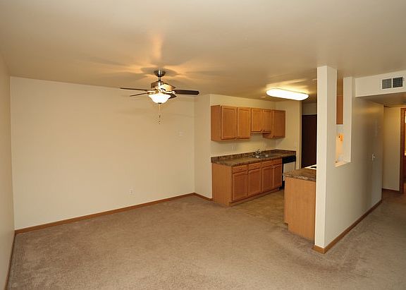 5th image of 3590 Breckenridge Ct APT 7