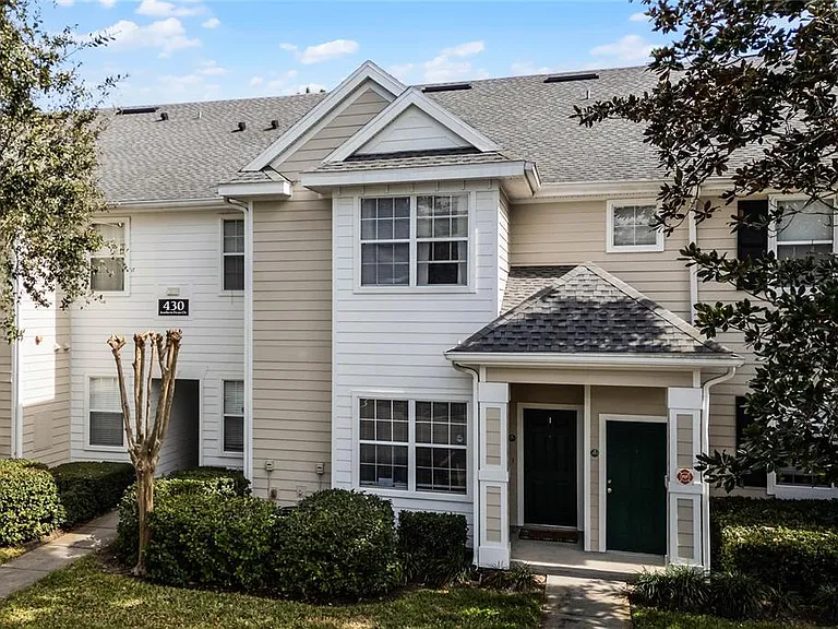 430 Southern Pecan Cir #207 — Photo 15