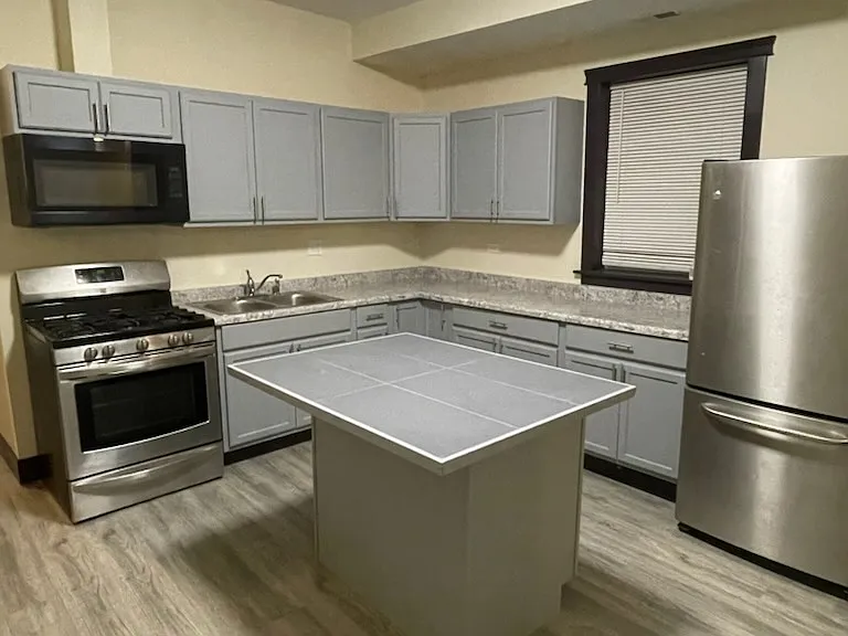 8303 S Brandon Ave #1 — Photo 1