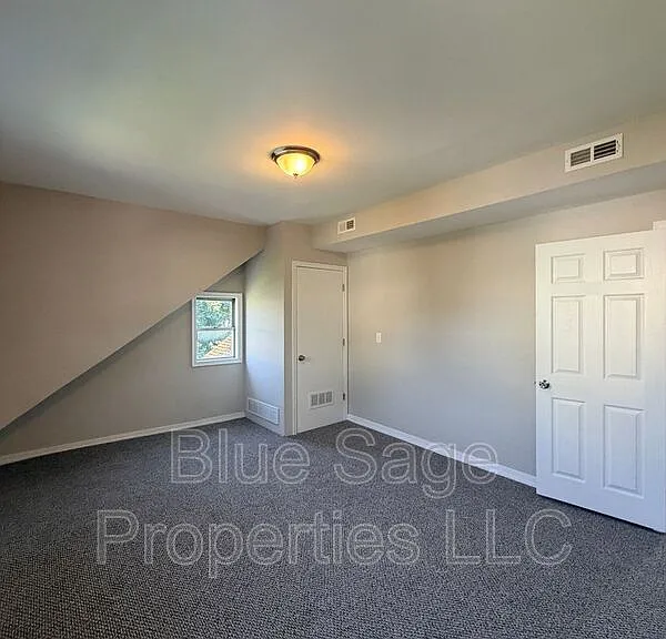 900-902 Church Ln #902 CHURCH LN — Photo 16