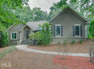 5420 Overbend Trl, Suwanee, GA 30024