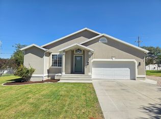 3641 S Country West Dr, Magna, UT 84044
