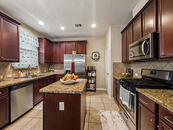 3rd image of 3939 Catania Bay Ct