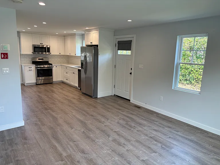 68 Campfield Rd #1 — Photo 8