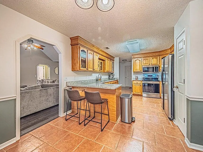 1265 Cutleaf Dr — Photo 8