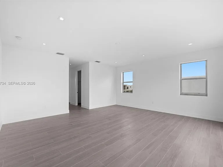 16710 N Botaniko Dr N — Photo 9