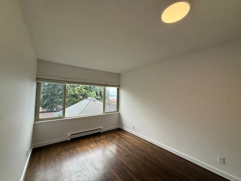 Century Terrace — Photo 40