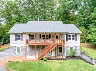 2412 Shorewood Ln, Knoxville, TN 37932