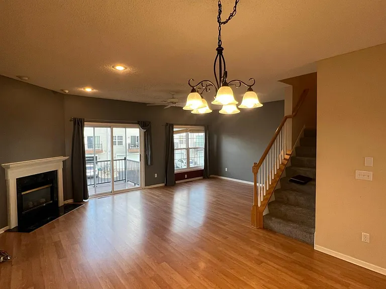 7866 Old Carriage Ct #7866 — Photo 9
