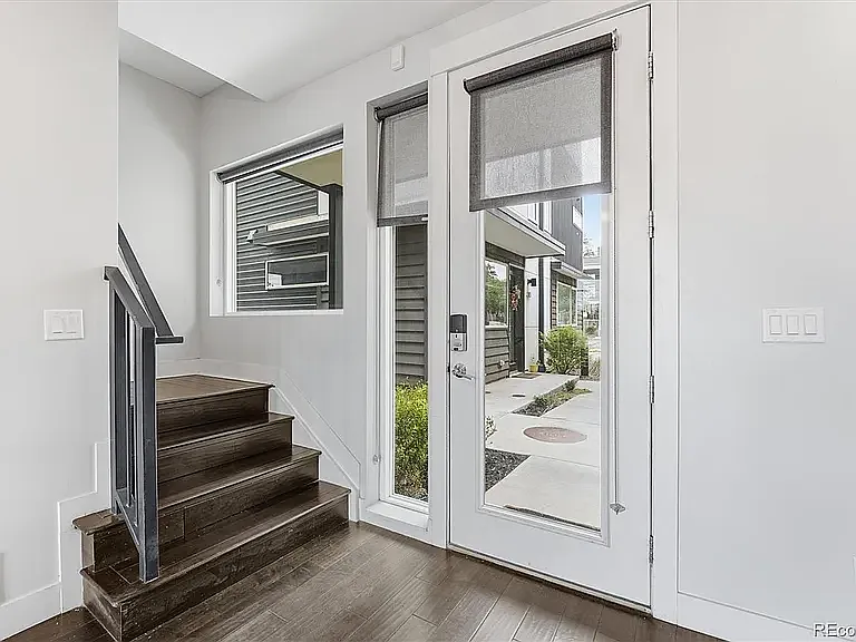 3181 Lawrence St — Photo 17