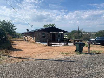 608 W Houston Street, Llano, TX, 78643