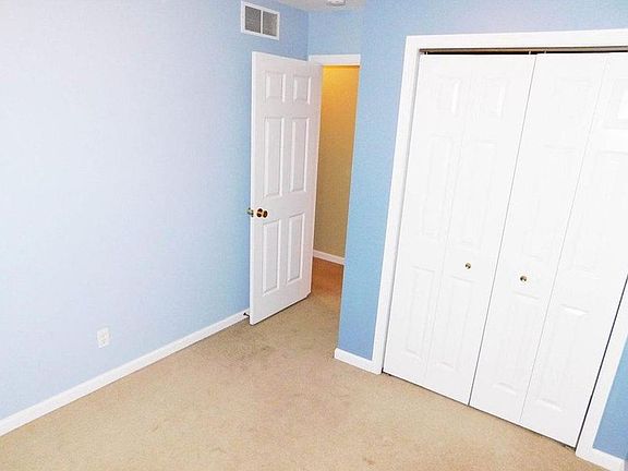 Bedroom 3 with closet