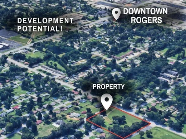 1209 W Olive St, Rogers, AR 72756