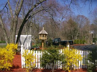 446 Stony Hill Rd, Wilbraham, MA 01095