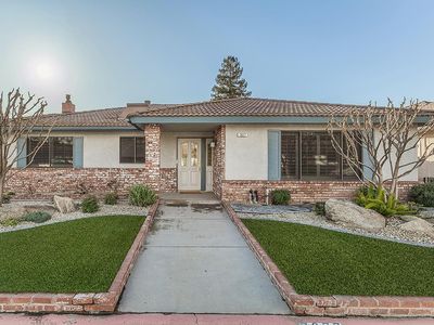7677 N Gearhart Ave, Fresno, CA, 93720