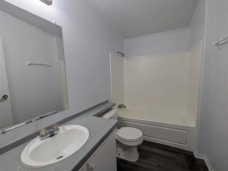 4416 Magin Meadow Dr — Photo 16