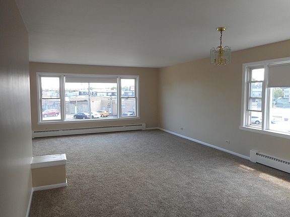 2nd image of 7524 W Keeney St #1
