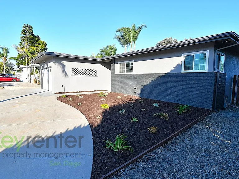 248 L St — Photo 14