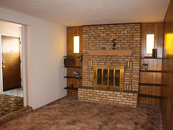 3rd image of 3201 Ortiz Dr NE