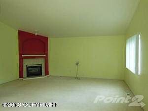 111-146851 Living Room