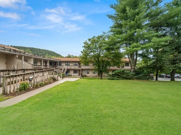 Mountain View Apartments