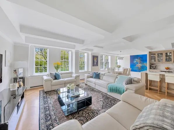 360 Central Park West image 1 of 16