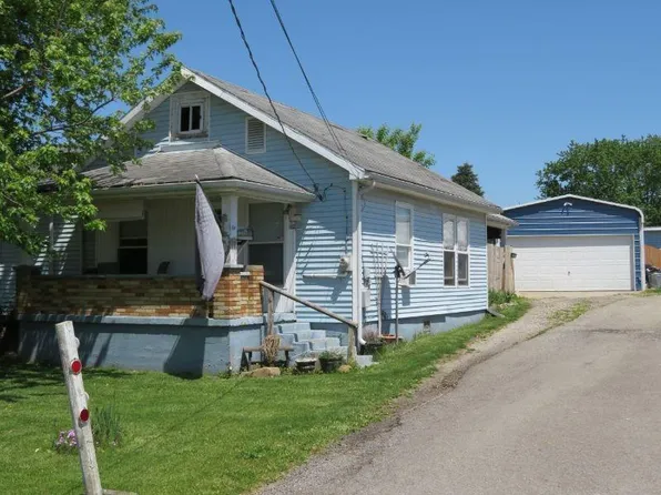 84 Central Ave, Peebles, OH 45660