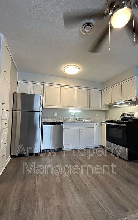 1st image of 2501 N St APT 215