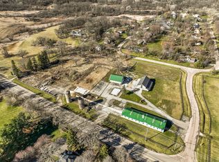 42W690 Route 64 St, Saint Charles, IL 60175