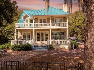 113 River Walk Dr, Woodbine, GA 31569