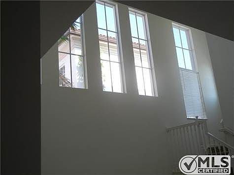 3rd image of 206 Glacier St
