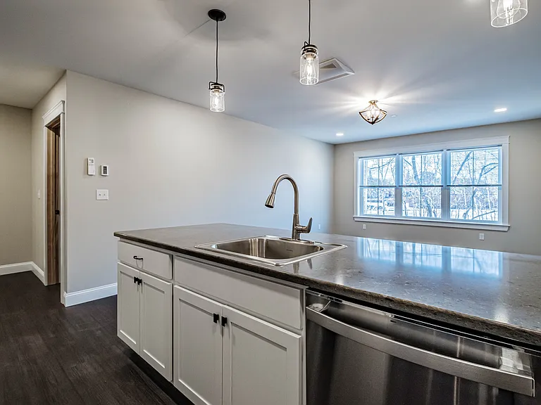 271 Main St #4 — Photo 12