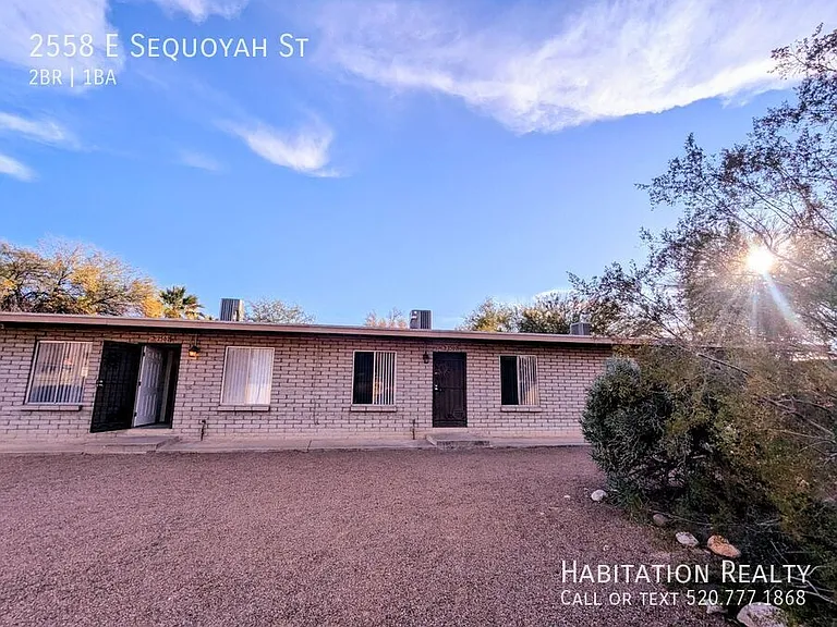 2558 E Sequoyah St — Photo 18