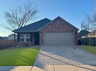 2120 Talia Trl, Siloam Springs, AR 72761