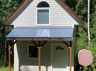 515 Two Rivers Rd, Fairbanks, AK 99712