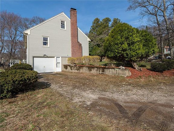 4th image of 48 Colvintown Rd