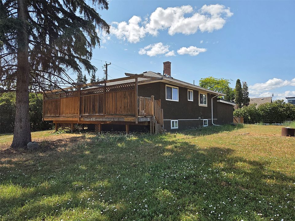 1st image of 5565 Okanagan Landing Rd