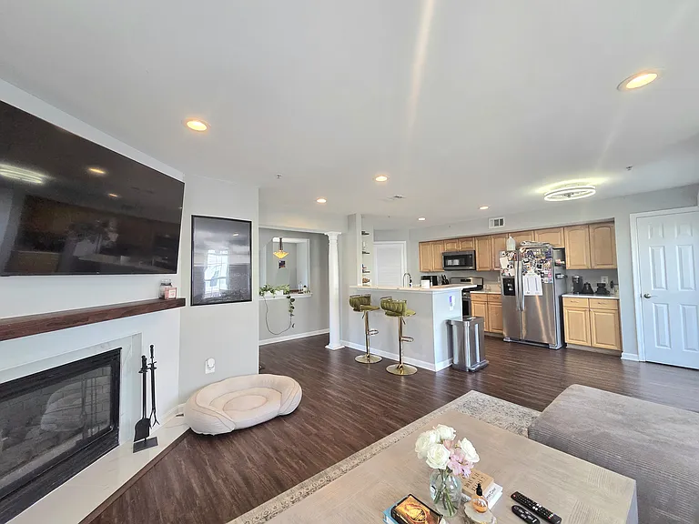 1604 Post Oak Dr #55 — Photo 24